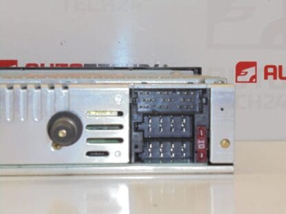 Radio auto cu CD Clarion PU-2471D Citroën Peugeot 96565725XT