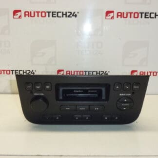 Radio auto cu CD Peugeot 406 9636704880 9643180280