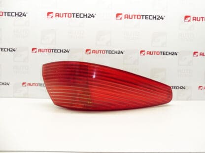 Lampa spate stanga pentru aripa Peugeot 607 6350N1